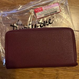 Thirty-One All About the Benjamin’s Wallet